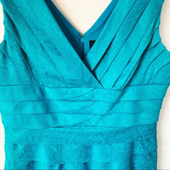 ADRIANNA PAPPEL DRESS. SZ: 8. - Picture 3 of 8